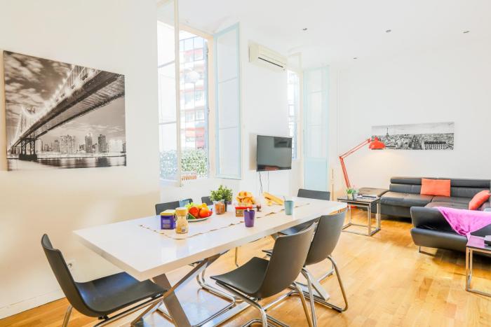 CARRE DOR TERRACE AP4015 NICE by Riviera Holiday Homes