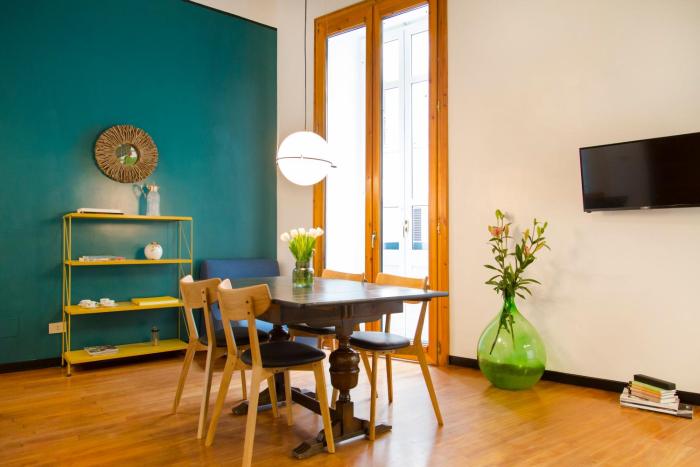 TrastevereHome - Central Monserrato House with Balcony