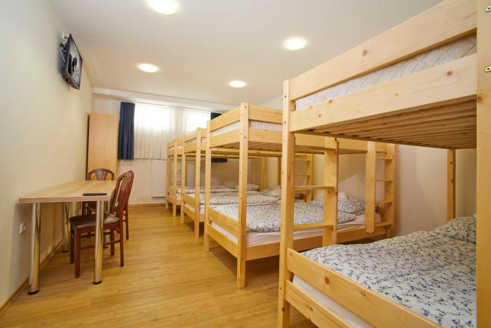 Hostel Delalut