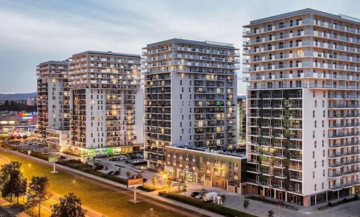 æ 7th floor Gdansk Przymorze Near the Baltic Sea and Reagan Park Apartment with a lot of sun Big balcony and private parking place