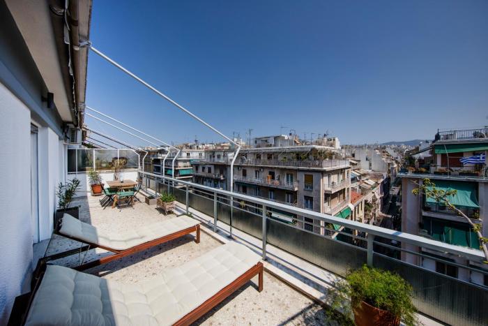 Central Athens Penthouse, Near Metro Station