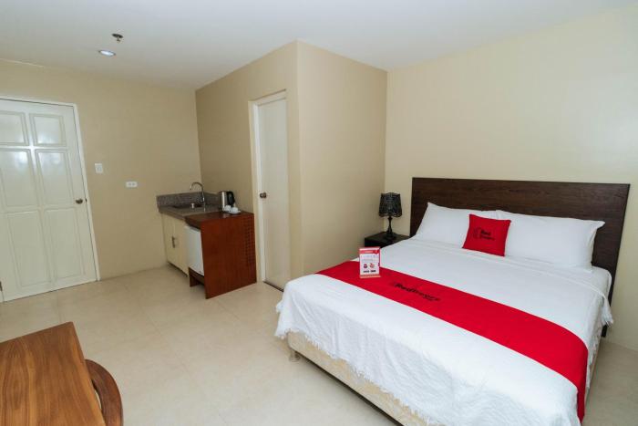 RedDoorz near Osmena Highway 1