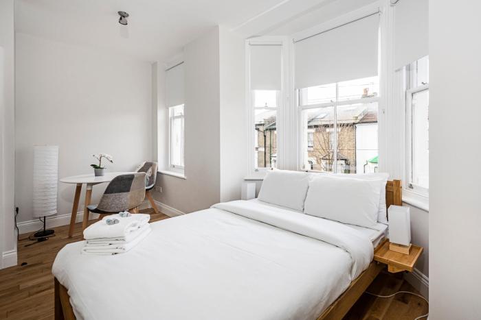 Stylish Apartment, WHITE CITY - SK