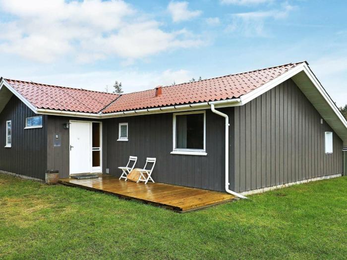 10 person holiday home in Løkken-By Traum