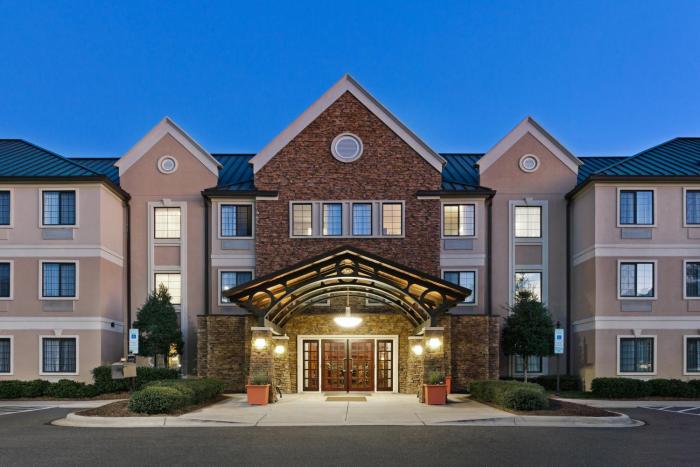 Staybridge Suites - Charlotte Ballantyne by IHG