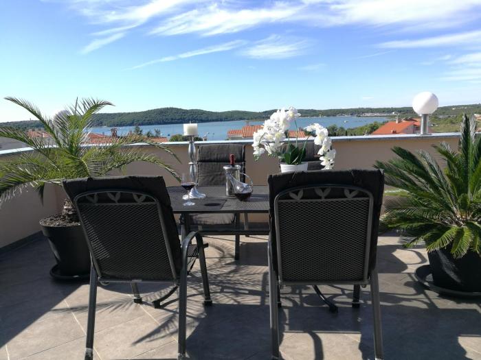 Villa Meli - Apartments mit Meerblick