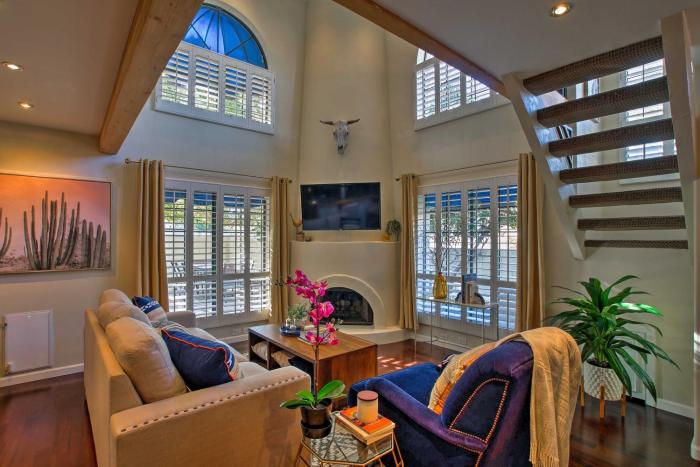 Trendy Phoenix Townhome by South Mountain Trails!