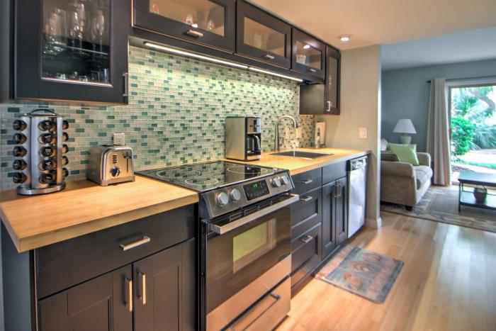 Half-Mi to Coligny Beach Hilton Head Resort Condo