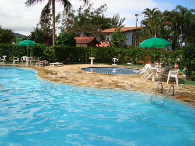 PÉ NA AREIA na Praia das Toninhas, Condomínio Wimbledon, direto na areia, o Melhor da região, completo, 5 estrelas !