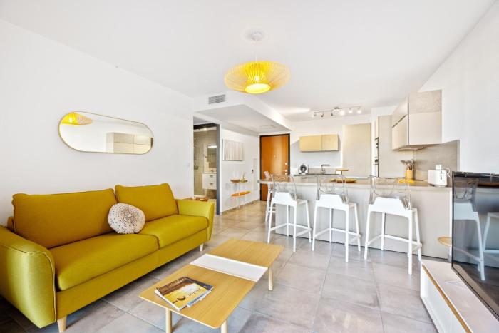 Domaine du Frassu, T2 standing, plage à pied