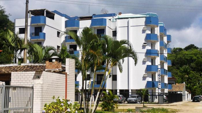 Apto Ubatuba Praia Grande - 4 quartos - piscina privativa