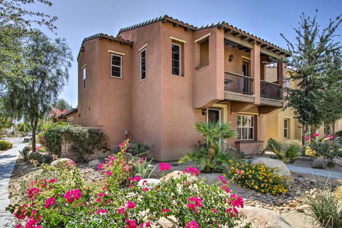 Magnificent Palm Desert Retreat with Mountain Views!