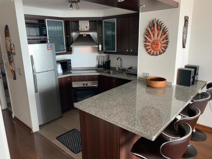 Doña Anita, Av del Mar