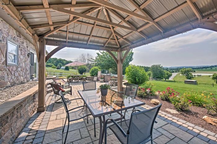 Scenic New Holland Hideaway 13 Mi to Lancaster!