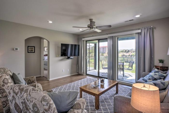 Less Than 1 Mi to Branson Strip Condo on Golf Course!