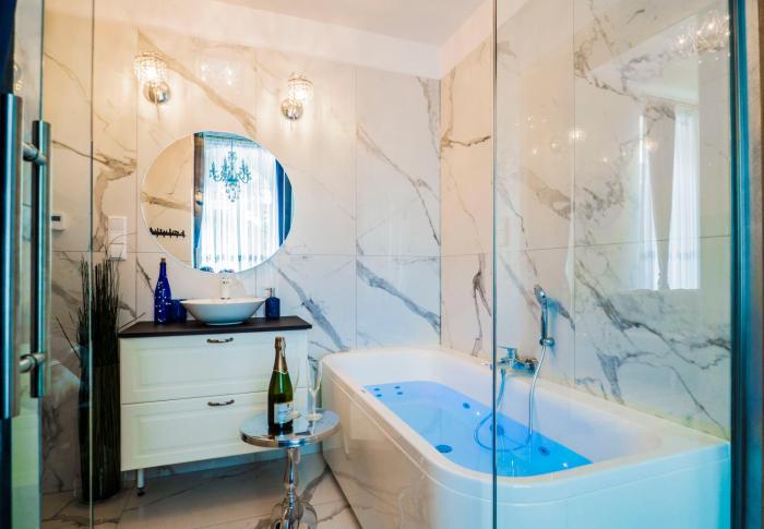 El Dorado Apartment z Jacuzzi