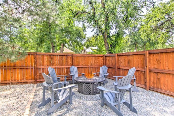Historic Redstone w Large Backyard, Walk To CSU!