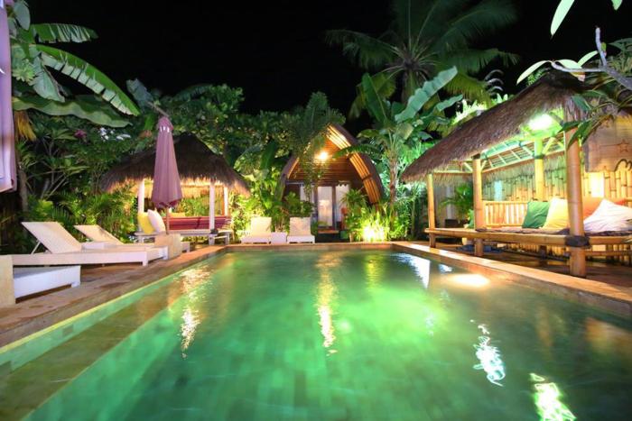 Unzipp Lumbung Gili Trawangan