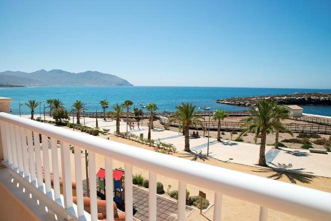 Primera línea de mar en Isla Plana