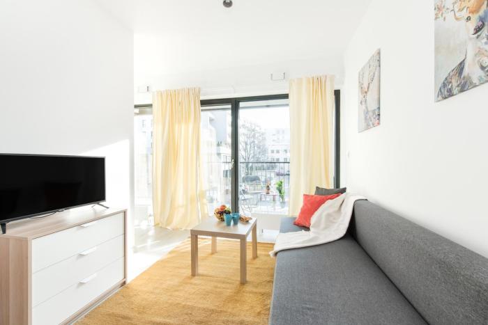 SuperApart Rydygiera, Pet-friendly with Patio & Self Check-in