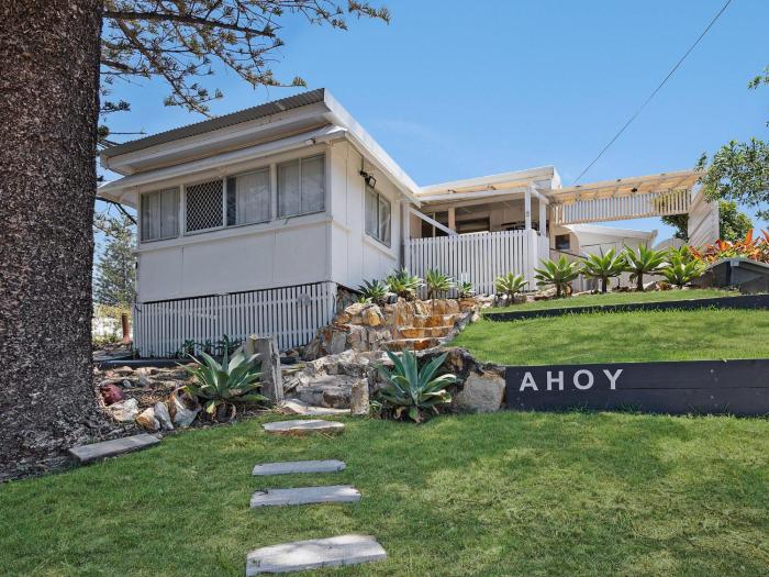 Ahoy Cottage by Discover Stradbroke