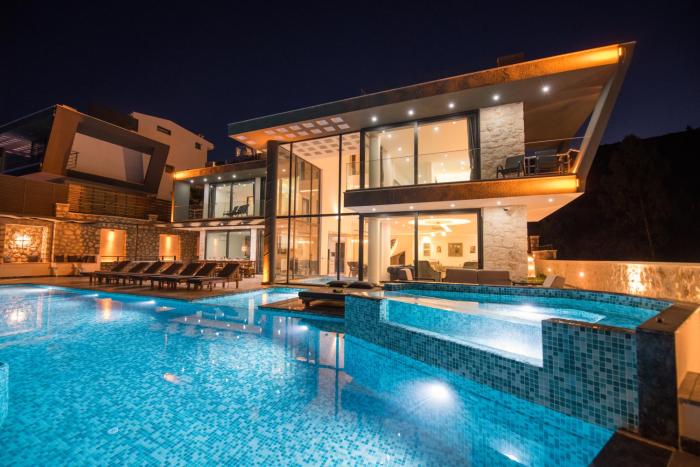 Villa Unlimited 2 Luxury 6 Bedroom Villa