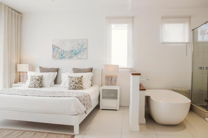 2 bedrooms charming apartment, West Island Resort