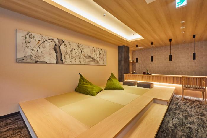 Rinn Shirakawa South