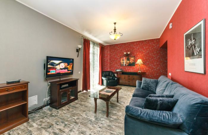 One bedroom, 17 Khreshchatyk str, Centre of Kiev