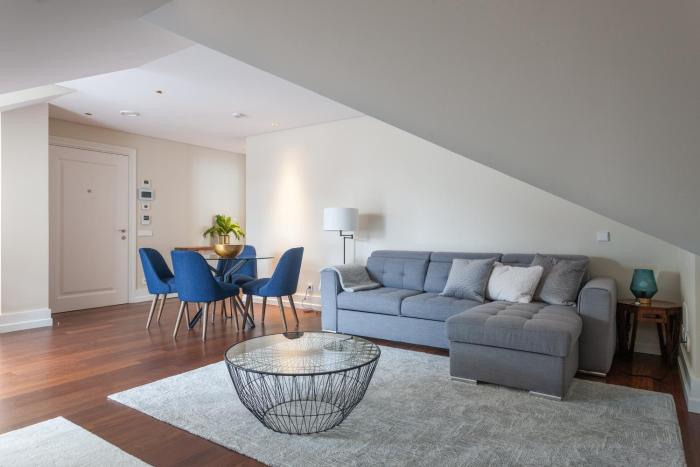 FLH Marquês Rooftop with Balcony