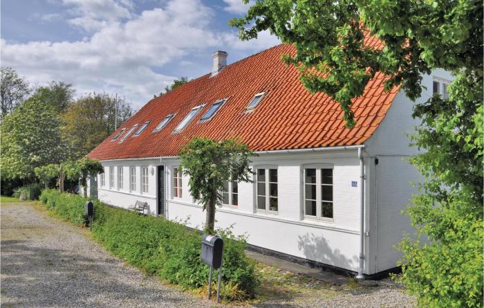 Three-Bedroom Holiday Home In Faaborg