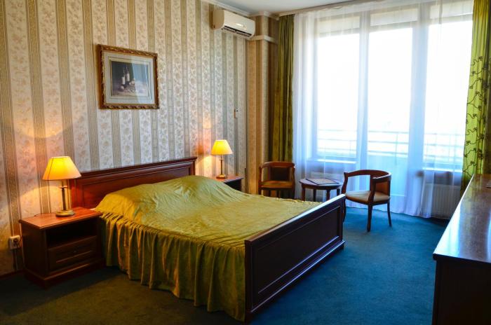 Diplomat ApartHotel