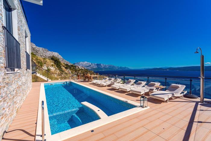 Villa Mia with private pool, Whirlpool, gym, sauna, seaviews