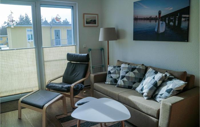 Nice Apartment In Graal-Müritz With Wifi