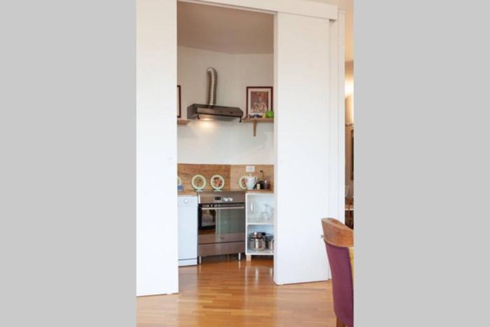 OLIVE OIL apartment-TERRACE WITH VIEW OF THE WALLS