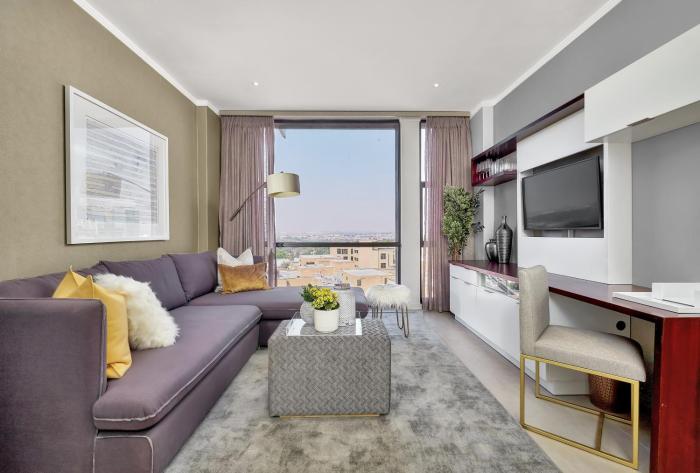 Sandton Apartment 15 West Road South