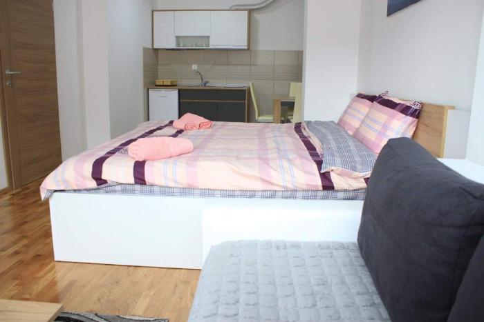 Apartments S*A