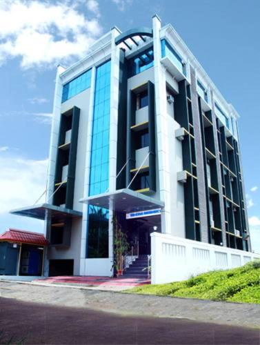 Hotel Tri-Star Residency