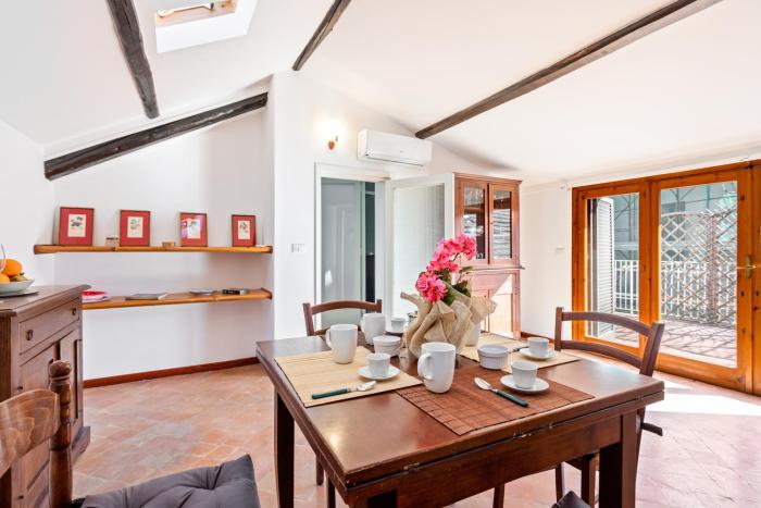 GuestHost - Libertà Frame Apartment with Terrace and Etna view
