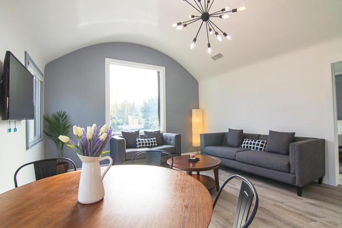 Penthouse Two at World Artists Living