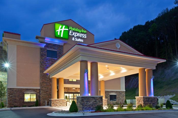 Holiday Inn Express & Suites Ripley by IHG
