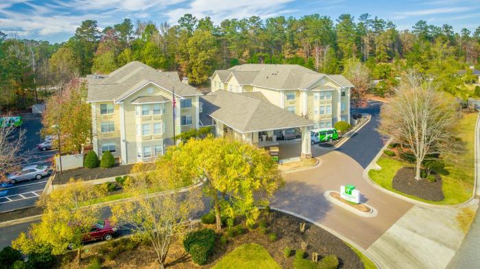 Holiday Inn Hotel and Suites Peachtree City by IHG