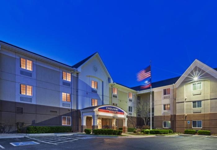 Candlewood Suites Owasso by IHG