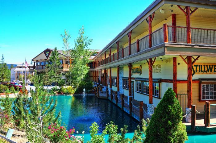 Holiday Inn Resort The Lodge at Big Bear Lake by IHG