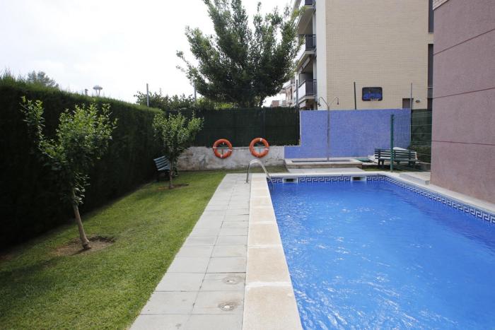 AT061 Cerca del centro, con piscina y a 5 min de la playa