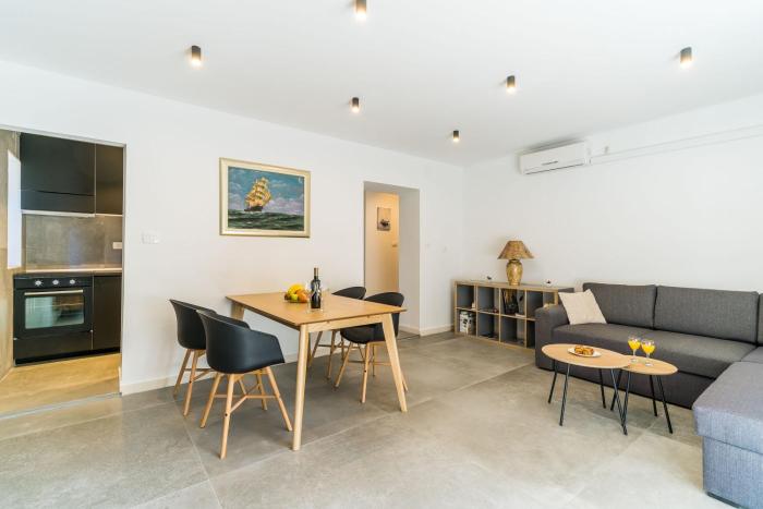 Lapad bay luxury apartment