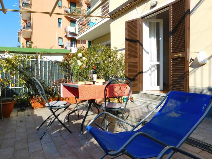 Bilocale con terrazza, Levanto