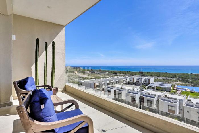 Luxe Cabo Condo with Ocean Views and Amenities!