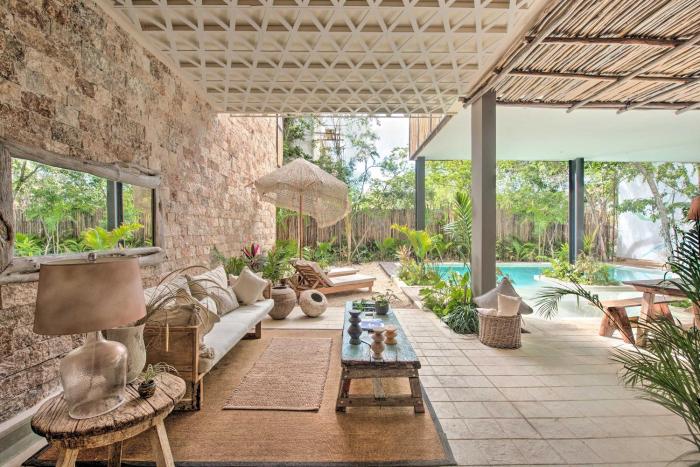 Modern Tulum Condo - 4 Mi to Mayan Ruins!