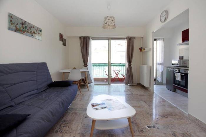 Studio à Nice ensoleillé proche centre et plage